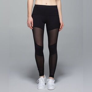 lululemon athletica Black Hot To Street Pants EUC Size 6